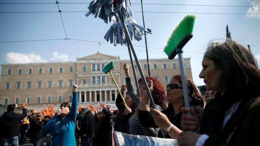 APTOPIX Greece Financial Crisis-1.jpg